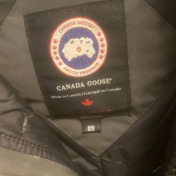 Canada Goose Victoria parka (Grey) Womens size Medium - Picture 5 of 14